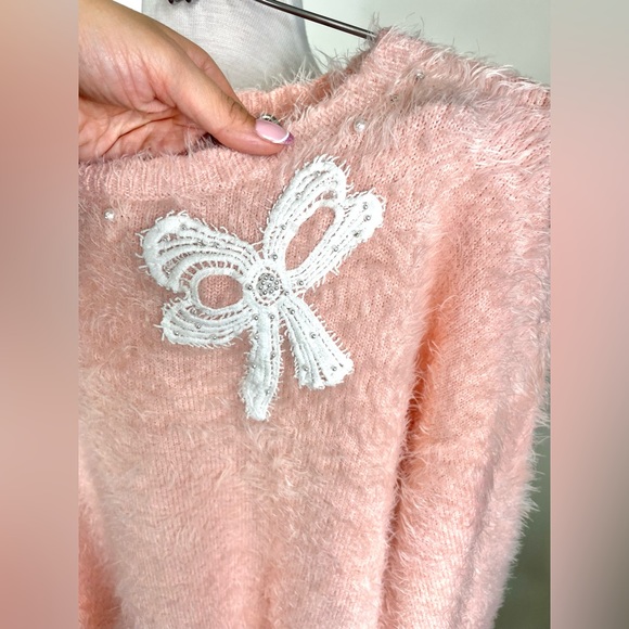 Super Soft Baby Pink Sweater - Medium - Picture 3 of 10